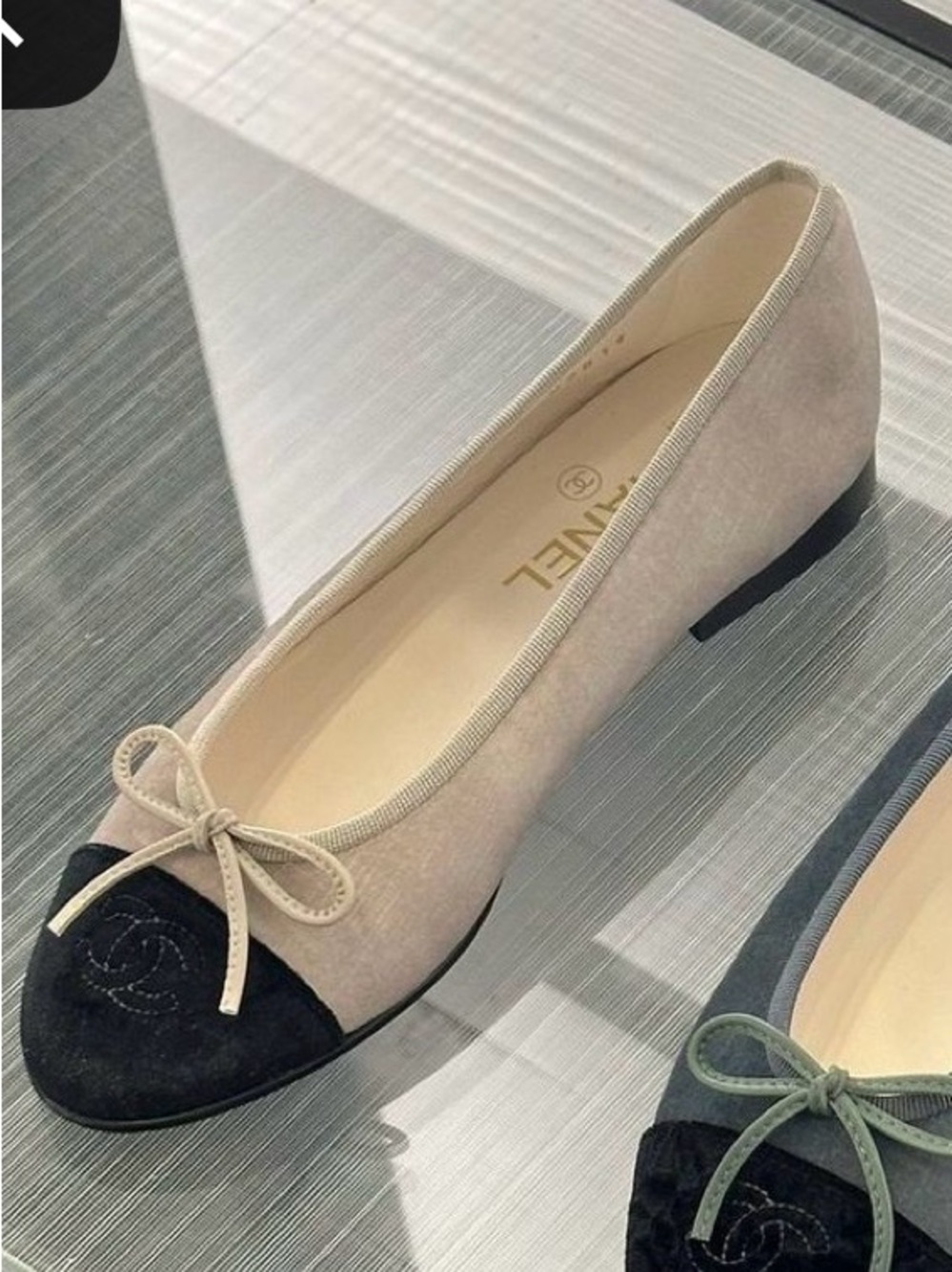 Chanel velvet two tone cap toe light taupe /off white ballerina flats F-W2025